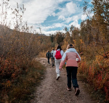 Del sendero a la cumbre: Descubre los tipos de calzado ideales para cada terreno montañoso